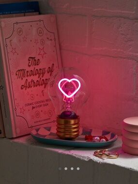 Urban Outfitters Heart Shaped Chordless Magic Bulb pink led light